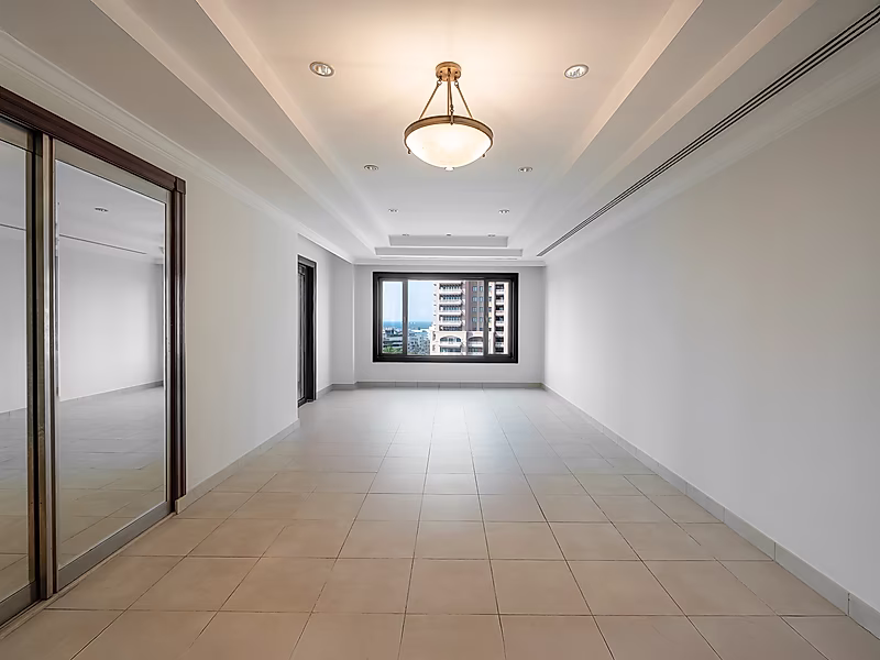 Amazing 2-Bedroom Apartment | Marina & Sea View | Porto Arabia - Photo 3
