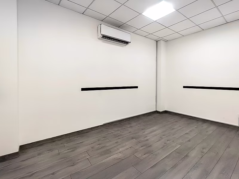 مساحة مكتبية استثنائية للإيجار على طريق سلوى - Photo 3