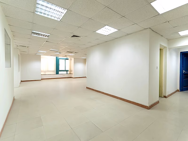 Premium Office Space for Rent in Musheireb – 5 Minutes from Metro Station - Photo 2