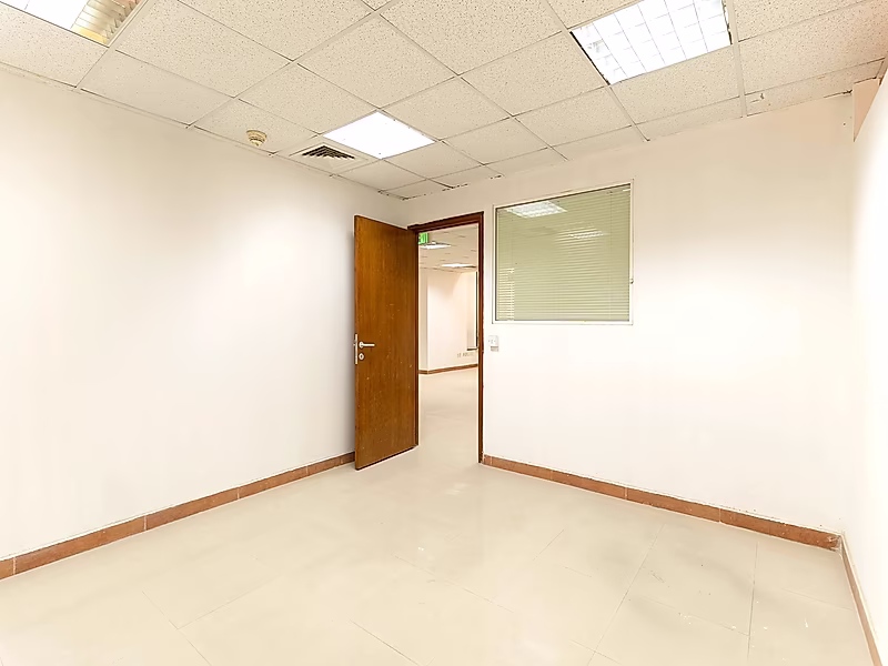 Premium Office Space for Rent in Musheireb – 5 Minutes from Metro Station - Photo 10