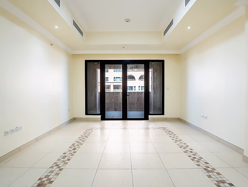 SEMI FURNISHED 1BR IN THE PEARL | 1 MONTH FREE - Photo 1