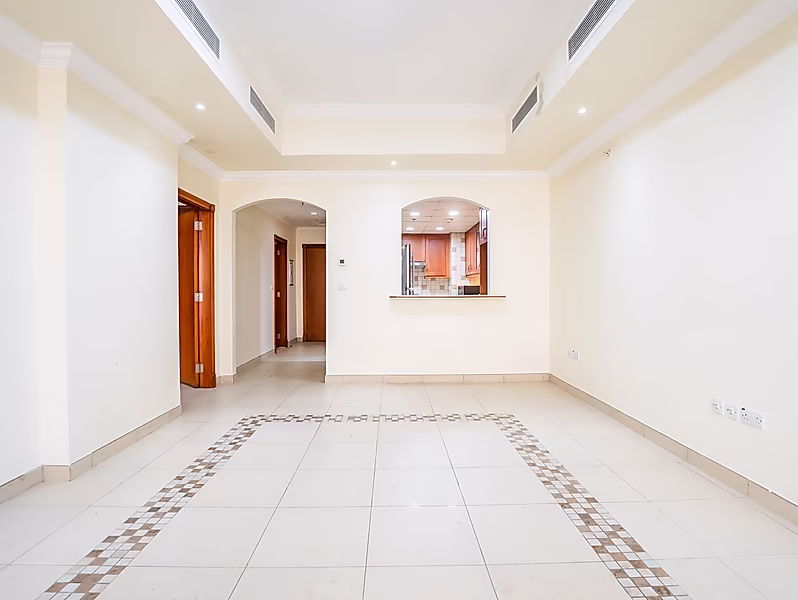 SEMI FURNISHED 1BR IN THE PEARL | 1 MONTH FREE - Photo 3