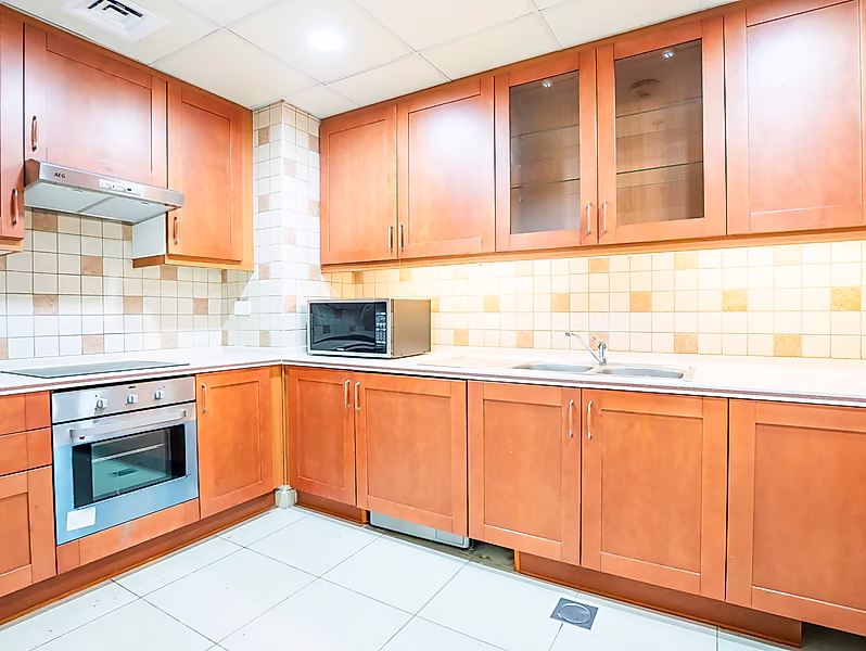 SEMI FURNISHED 1BR IN THE PEARL | 1 MONTH FREE - Photo 4