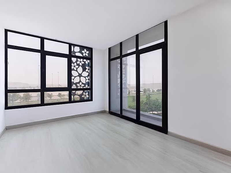 Exclusive Corner Townhouse with Private Pool – Yasmeen City, Lusail - Photo 4