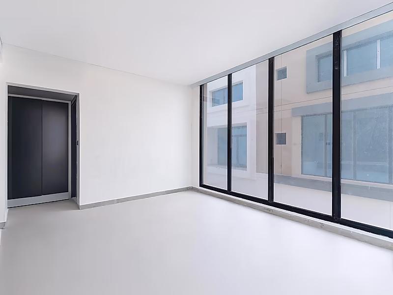 Exclusive Corner Townhouse with Private Pool – Yasmeen City, Lusail - Photo 5