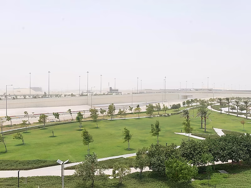 Exclusive Corner Townhouse with Private Pool – Yasmeen City, Lusail - Photo 9