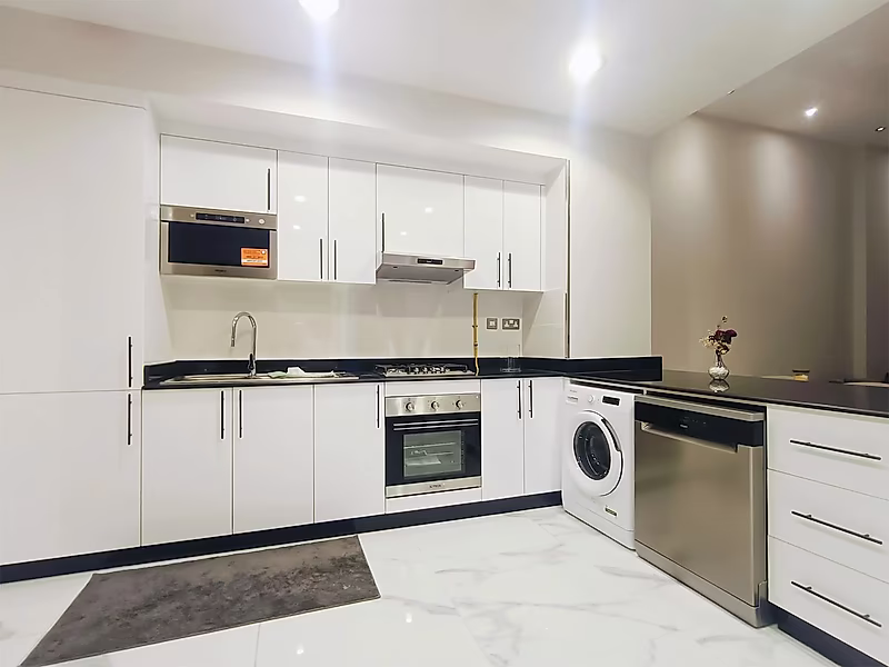 GREAT INVESTMENT! SPACIOUS 1-BR APARTMENT | FOX HILLS - Photo 4