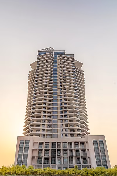 SUPERB INVESTMENT OPPORTUNITY | 6.5% ROI | SEA VIEW AND DIRECT BEACH ACCESS - Photo 1