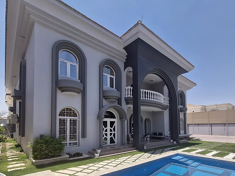 EXQUISITE 6-BEDROOM STANDALONE VILLA WITH PRIVATE POOL - FOR SALE IN AL GHARRAFA - Photo 2