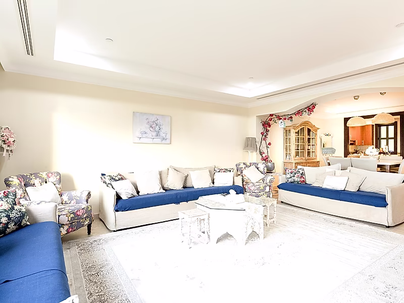 BEST PRICE | 2 BR TOWNHOUSE FULL MARINA VIEW | INVESTMENT OPPURTUNITY - Photo 2