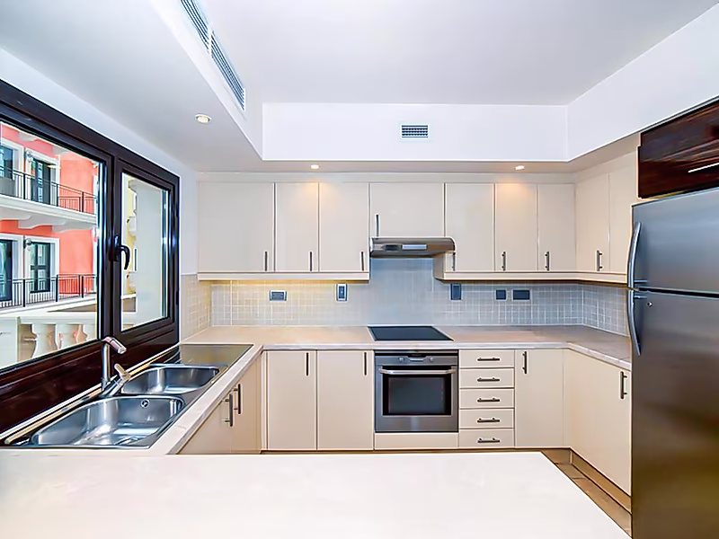 STUNNING 3BR FOR SALE WITH TITLE DEED | SEA VIEWS - Photo 10