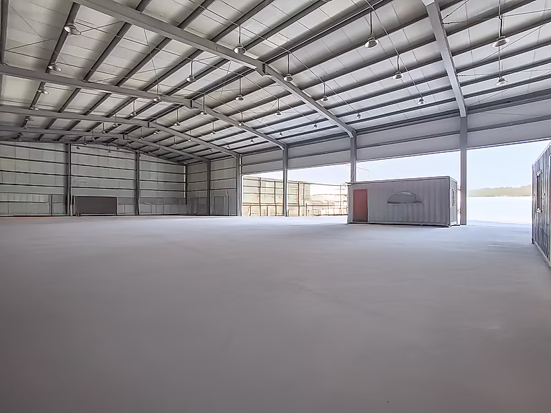 4,000 sqm Heavy Vehicle Garage for Sale in Birkat Al Awamer - Photo 7