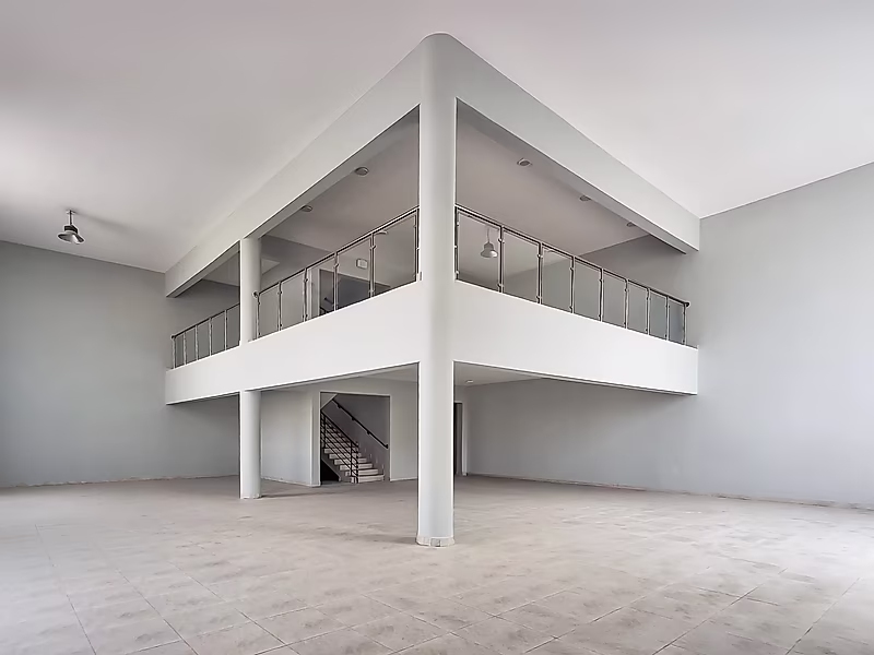 Warehouse for Sale in Birkat Al Awamer – 5,100 SQM - Photo 5