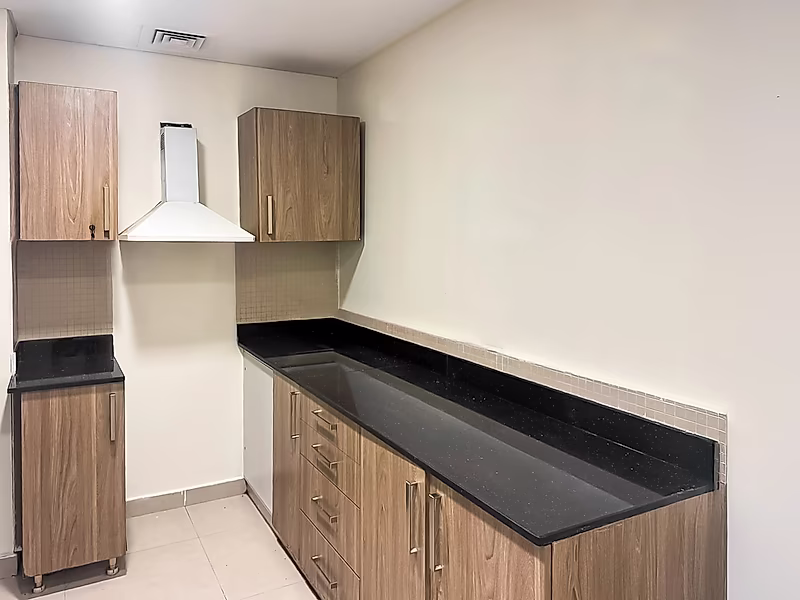 Rare Deal! Big Layout | Rented | 2BR+Maid - Photo 4