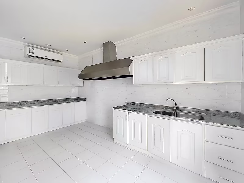 Villa for Sale | Prime Location – Matar Qadeem - Photo 4