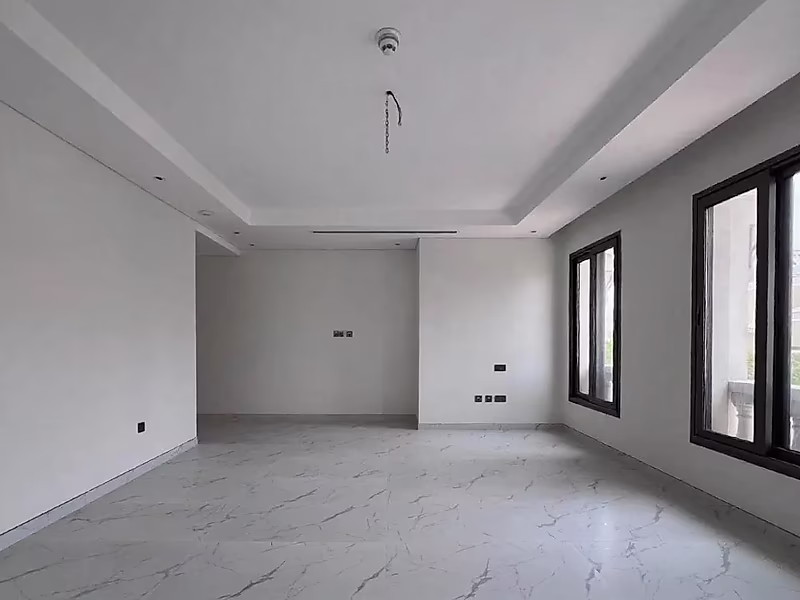 LUXURY 5BR PLUS MAID VILLA IN THE PEARL - Photo 4