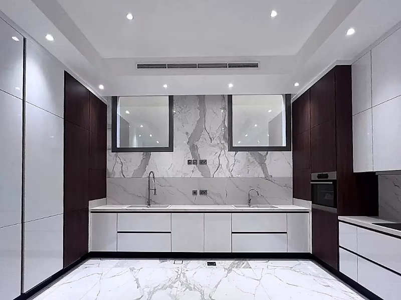 LUXURY 5BR PLUS MAID VILLA IN THE PEARL - Photo 11