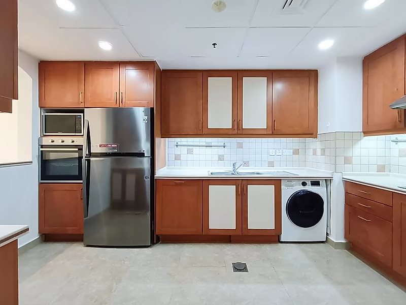HOT Deal! Full Marina View 2BR in Porto Arabia – Priced to Sell Now - Photo 6