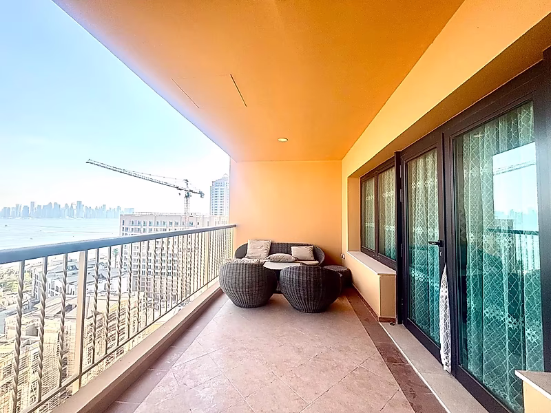 FULLY REFINED 3 BEDROOM | MARINA & SEA VIEW | PORTO - Photo 1