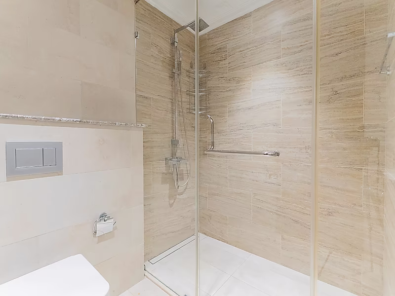 LUXURY 2BR+MAID APARTMENT IN VIVA BAHRIYA FOR SALE - Photo 8