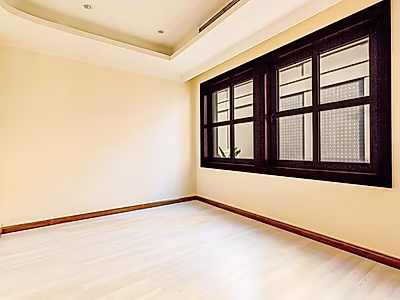 Live the Marina Dream – Elegant 4-Bedroom Townhouse in The Pearl