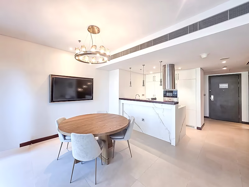 Elegant 2BR Duplex in The Pearl | Luxury Furnished | Beach Access - Photo 13