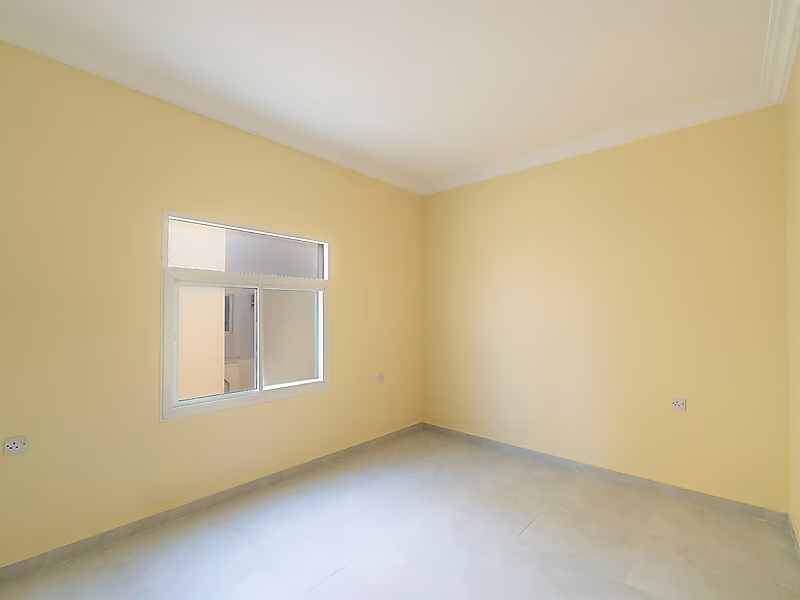 مجمّع سكني مميز للإيجار – 20 فيلا غير مفروشة مع تكييف | الرويس - Photo 8