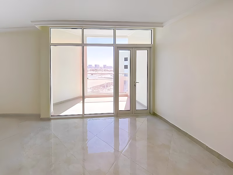 Huge 2-Bedroom Apartment | Tenanted with High ROI | Title Deed - Photo 5