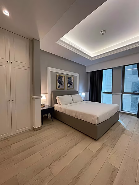 High-Return Asset | 1-Bedroom Hotel Apartment for Sale in Al Sadd - Photo 2