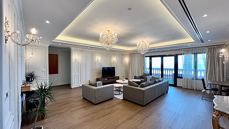 LUXURY 3BR+MAID | HUGE BALCONY | MARINA VIEW - Photo 2
