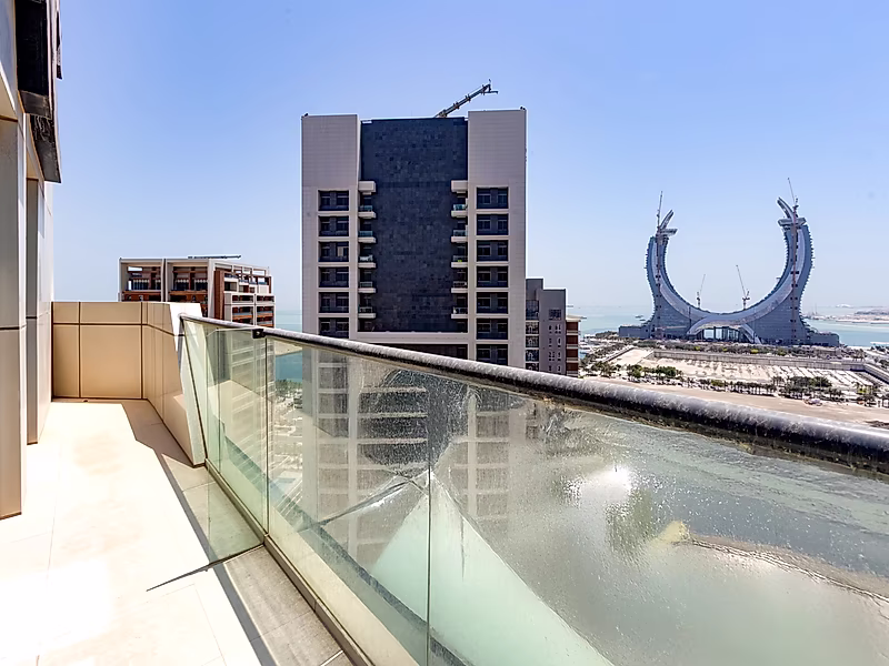 Luxury 3 Bedroom Fully Furnished Apartment | Prime Location in Lusail Marina - Photo 9