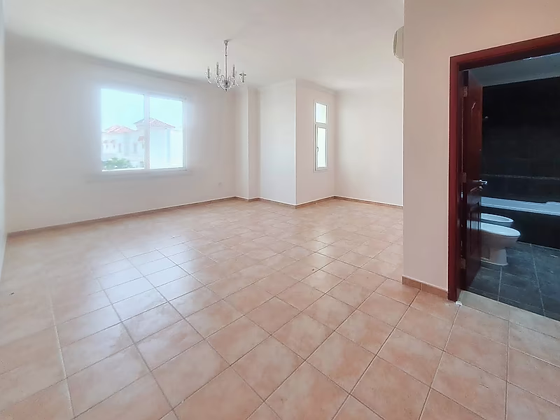 SPACIOUS 3BR + MAID VILLA WITH GREAT FACILITIES | AIN KHALED - Photo 5