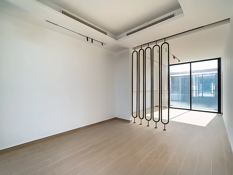 Resale : Handover Soon | Pay 60% upfront & Remaining Flexible Installments - Photo 8