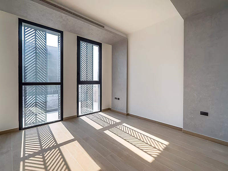 Resale : Handover Soon | Pay 60% upfront & Remaining Flexible Installments - Photo 13