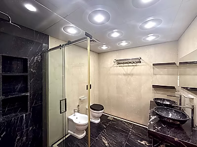 BILLS ON US! RENOVATED 2-BEDROOM APARTMENT
