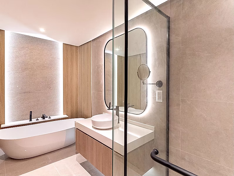 Luxurious 2 BHK Apartment with Direct Sea View & Access – Lusail Waterfront - Photo 8