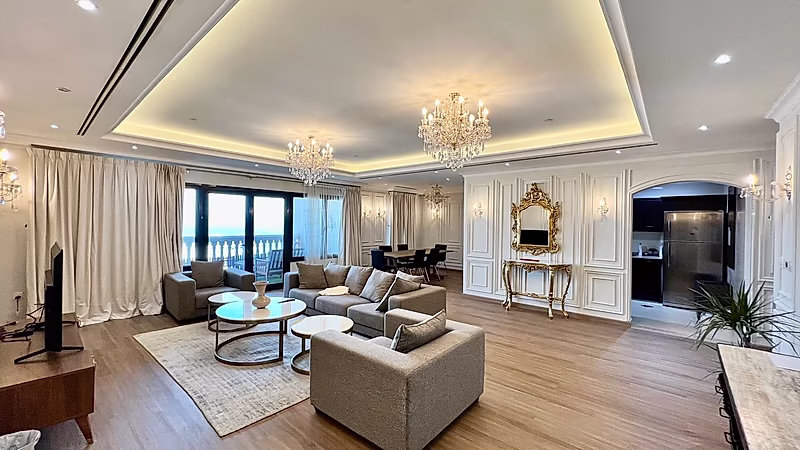 LUXURY 3BR+MAID | HUGE BALCONY | MARINA VIEW - Photo 1