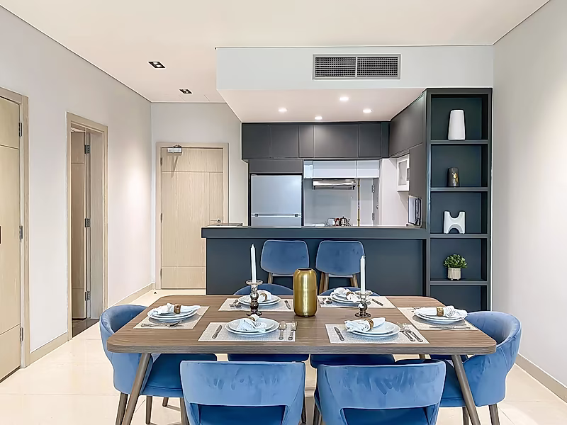 Stylish 2BR Apartment | Marina District - Photo 1
