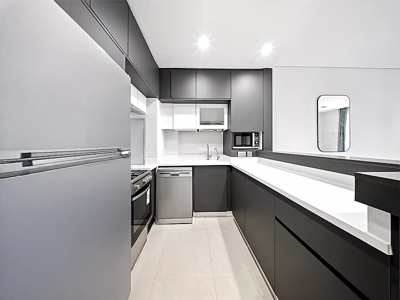 2 Bedrooms 3 bathrooms - Lusail Marina - Ready and Rented-Best price on the market - Photo 8