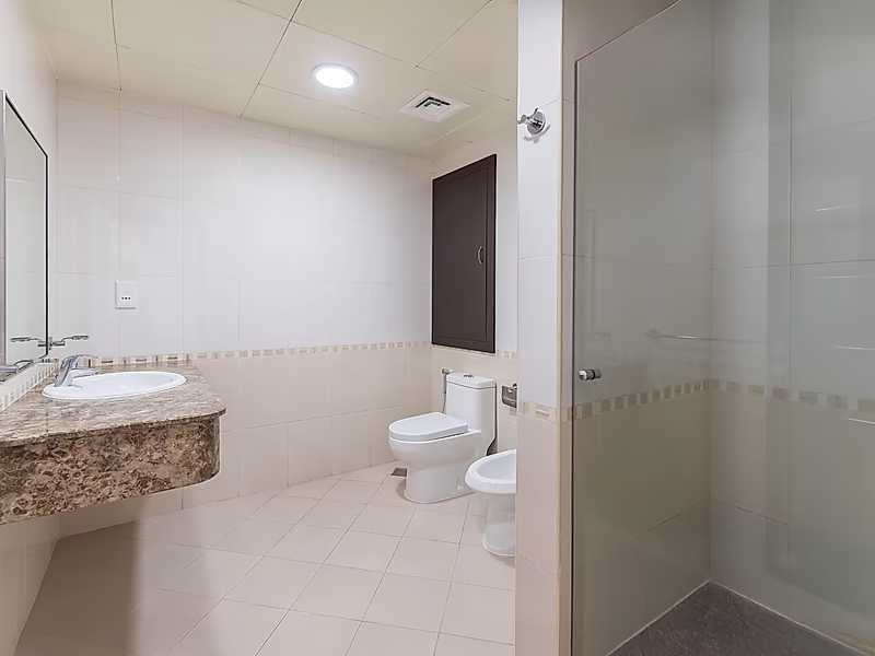RARE 2BR OPPORTUNITY IN PORTO ARABIA FOR SALE - Photo 5