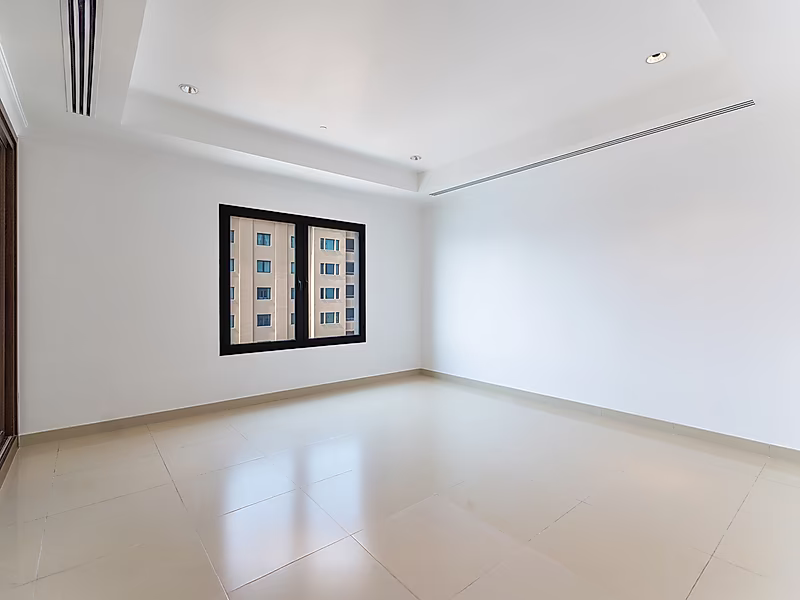 RARE 2BR OPPORTUNITY IN PORTO ARABIA FOR SALE - Photo 9