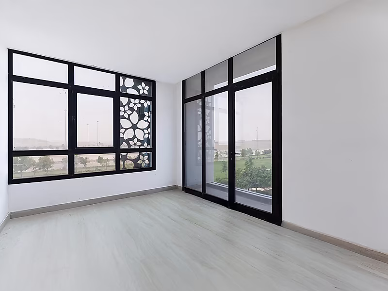Townhouse 3BR + Maid | Private Pool | 300 SQM | 2 Parking | Yasmeen City – Lusail | Resale with Payment Plan Until Dec 2029 - Photo 7