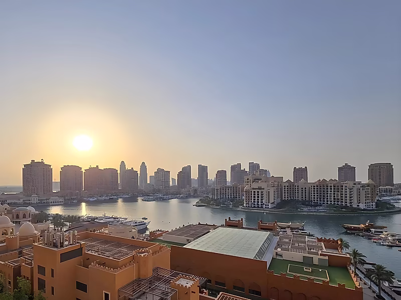 ELEGANT 3 BEDROOM + MAID MARINA VIEW | PORTO ARABIA - Photo 2