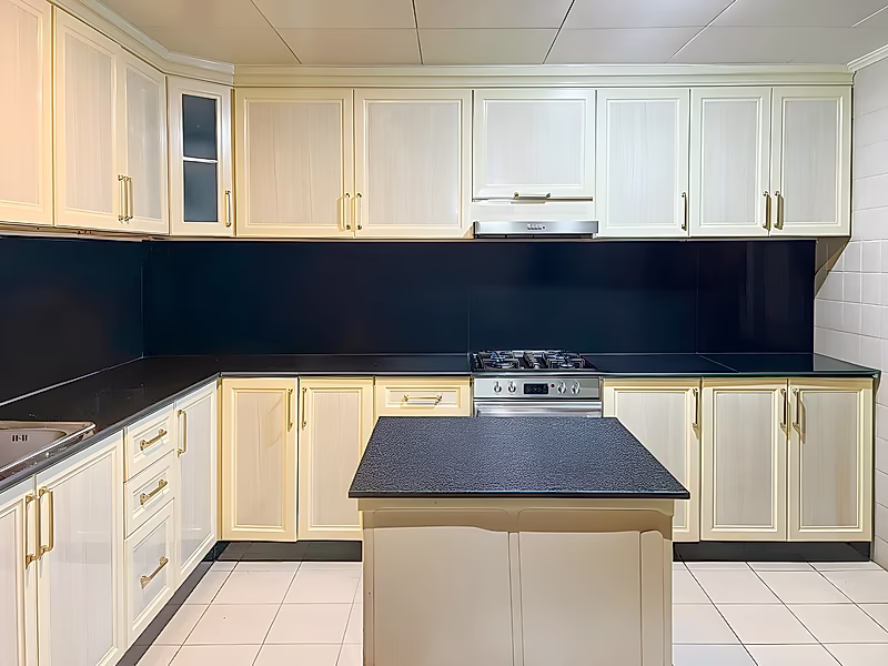 ELEGANT 3 BEDROOM + MAID MARINA VIEW | PORTO ARABIA - Photo 7