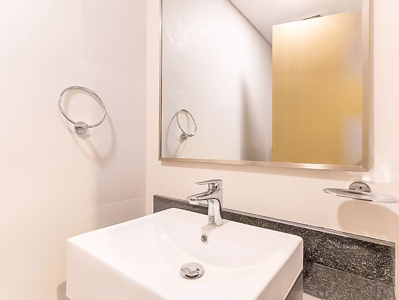 Seaside Luxury: Fully Furnished Two-Bedroom Apartment with Spectacular Amenities! - Photo 5
