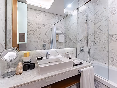 5-STAR 3BR+MAID LIVING IN MSHEIREB