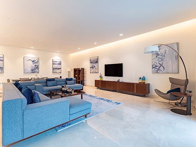 5-STAR 3BR+MAID LIVING IN MSHEIREB - Photo 1
