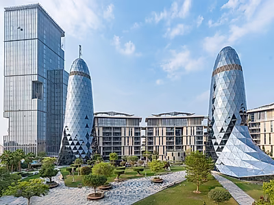 STYLISH 3BR+MAID PENTHOUSE | LUXURY LIVING WITH ALL BILLS COVERED