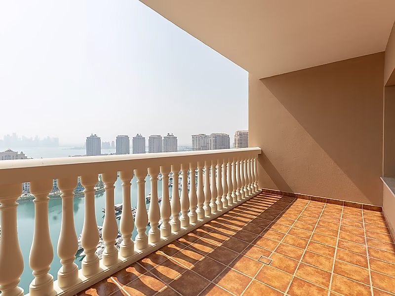 RARE 2BR OPPORTUNITY IN PORTO ARABIA FOR SALE - Photo 13