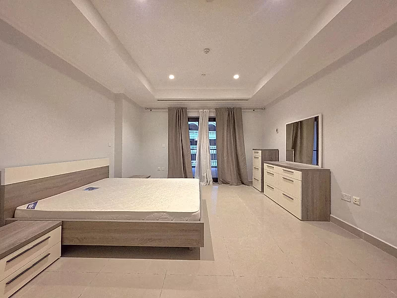 SMART INVESTMENT SPACIOUS 1 BEDROOM IN  PORTO ARABIA - Photo 7